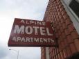 Alpine Motel image 1